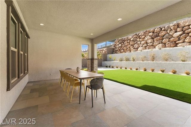 733 Aberdeen Tartan Street, Las Vegas, NV 89138