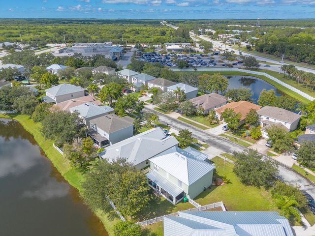 216 Stony Point Drive, Sebastian, FL 32958