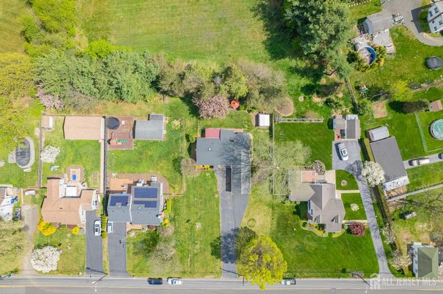 65 Griggs Drive, South Brunswick, NJ 08810