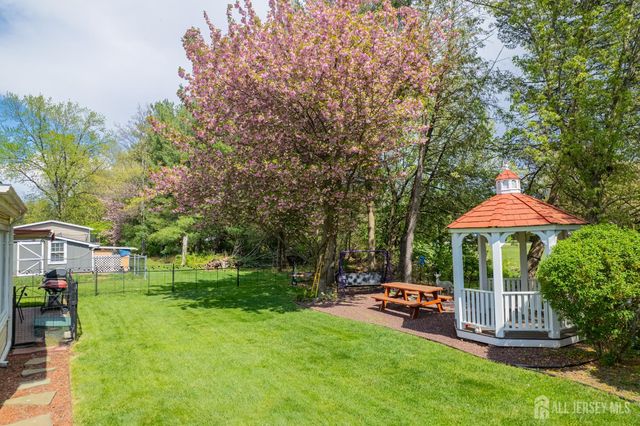 65 Griggs Drive, South Brunswick, NJ 08810