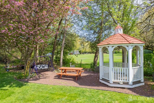 65 Griggs Drive, South Brunswick, NJ 08810