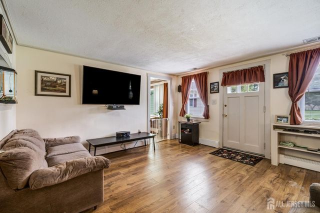 65 Griggs Drive, South Brunswick, NJ 08810