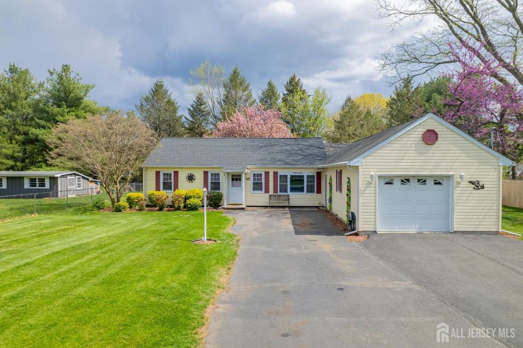 65 Griggs Drive, South Brunswick, NJ 08810