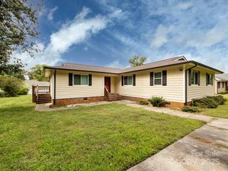 7109 Bisaner Street, Charlotte, NC 28269
