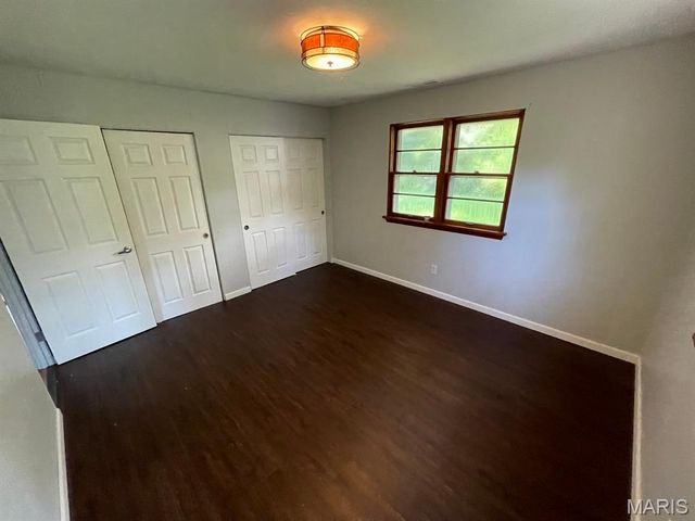 2131 Hill Crest Drive, Highland, IL 62249