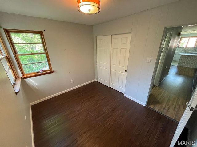 2131 Hill Crest Drive, Highland, IL 62249