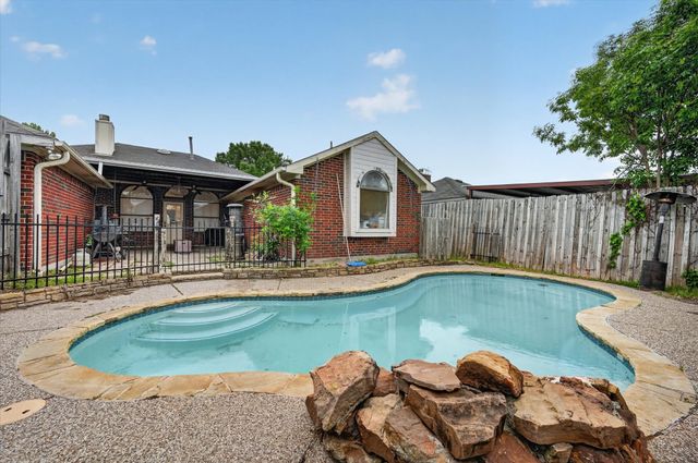 1701 Briargrove Drive, Mesquite, TX 75181