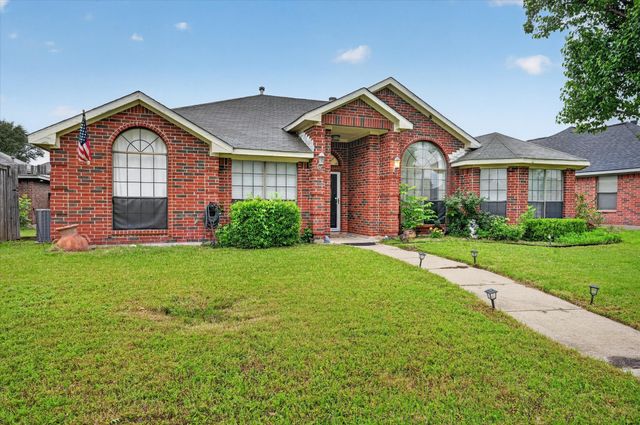 1701 Briargrove Drive, Mesquite, TX 75181