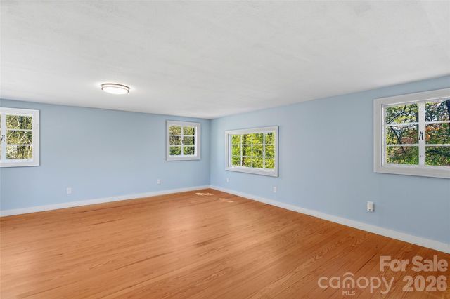 112 Candler School Road, Candler, NC 28715
