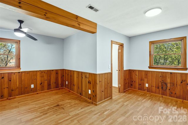 112 Candler School Road, Candler, NC 28715