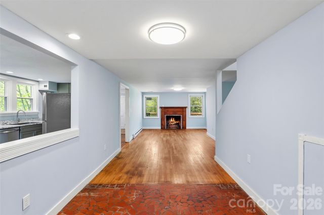 112 Candler School Road, Candler, NC 28715