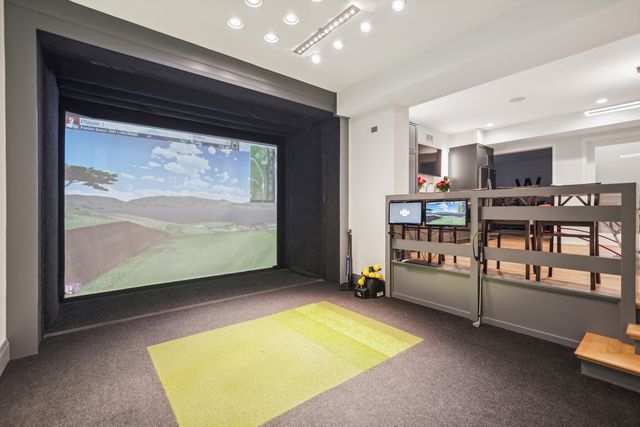 411 Woodland Court, Glenview, IL 60025