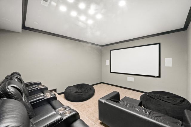 411 Woodland Court, Glenview, IL 60025