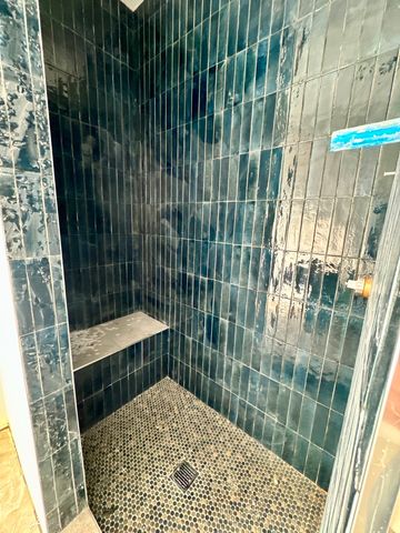 411 Woodland Court, Glenview, IL 60025