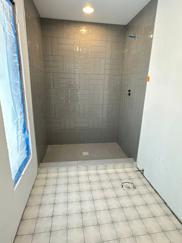 411 Woodland Court, Glenview, IL 60025