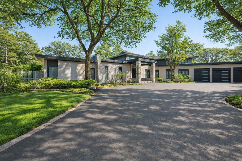 411 Woodland Court, Glenview, IL 60025