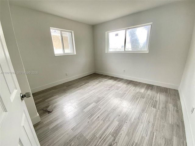 2840 NW 8th St, Fort Lauderdale, FL 33311