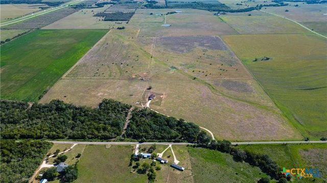 555 and 559 Bylerpool Road, Kingsbury, TX 78638