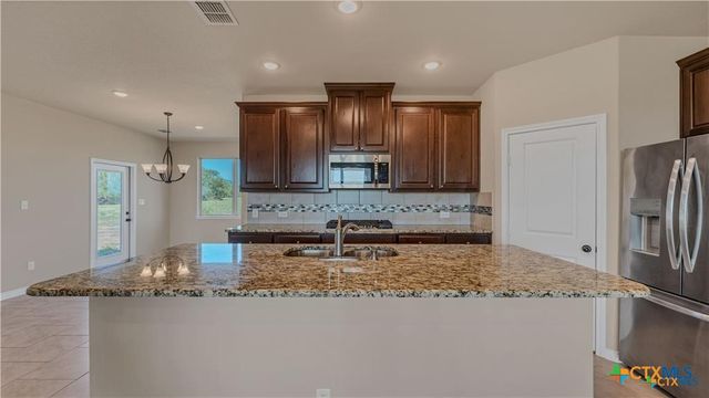 555 and 559 Bylerpool Road, Kingsbury, TX 78638