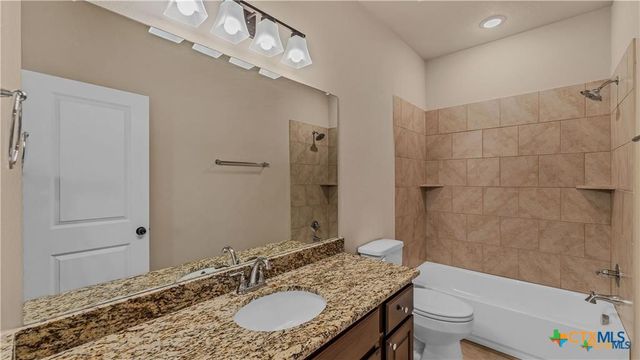 555 and 559 Bylerpool Road, Kingsbury, TX 78638