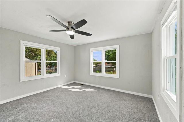1615 N Dodgion Avenue, Independence, MO 64050