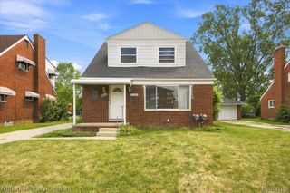 26280 Pinehurst Street, Roseville, MI 48066