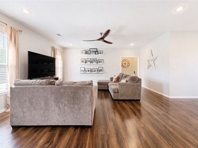 299 Stoneridge Circle, Russellville, AR 72802