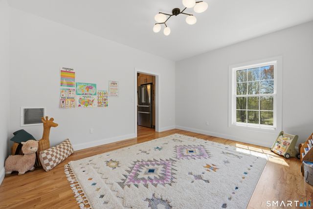 218 Quaker Farms Road, Oxford, CT 06478