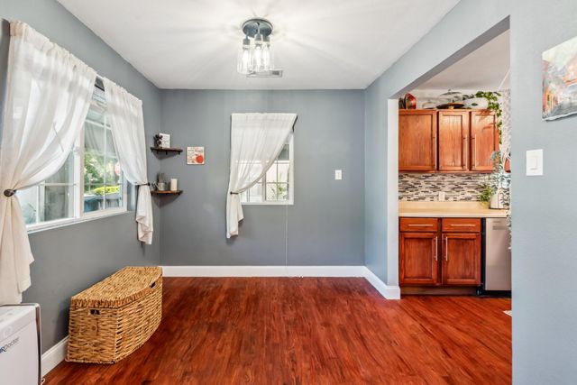 2623 Freebridge Street, Redding, CA 96001