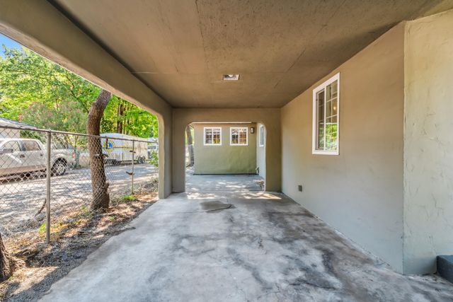 2623 Freebridge Street, Redding, CA 96001