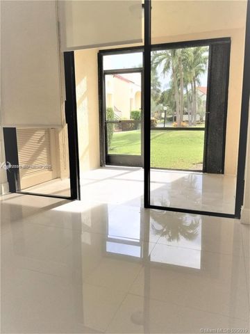 3571 Magellan Cir 341-4, Aventura, FL 33180