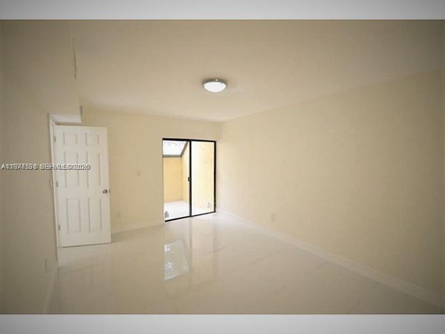 3571 Magellan Cir 341-4, Aventura, FL 33180