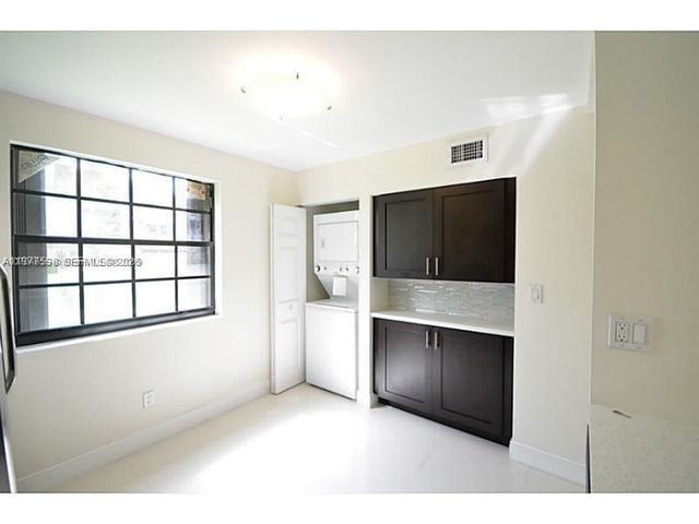 3571 Magellan Cir 341-4, Aventura, FL 33180