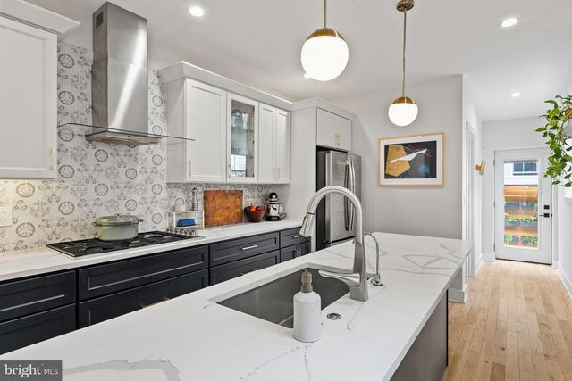 2609 CHRISTIAN ST, Philadelphia, PA 19146