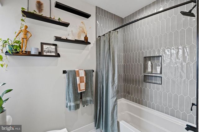 2609 CHRISTIAN ST, Philadelphia, PA 19146