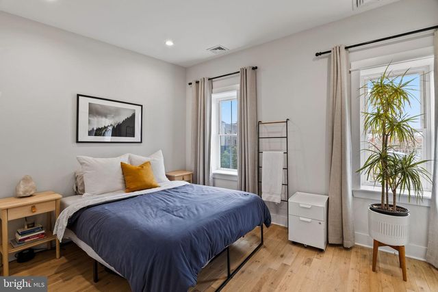 2609 CHRISTIAN ST, Philadelphia, PA 19146