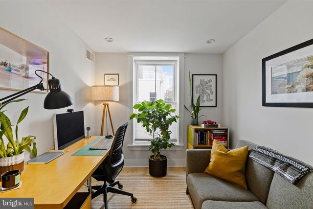 2609 CHRISTIAN ST, Philadelphia, PA 19146