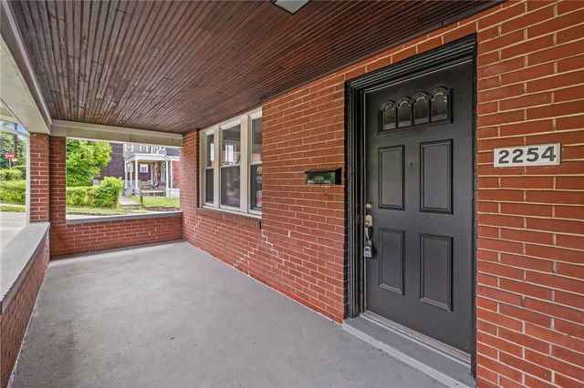 2254 S Braddock Ave, Swissvale, PA 15218
