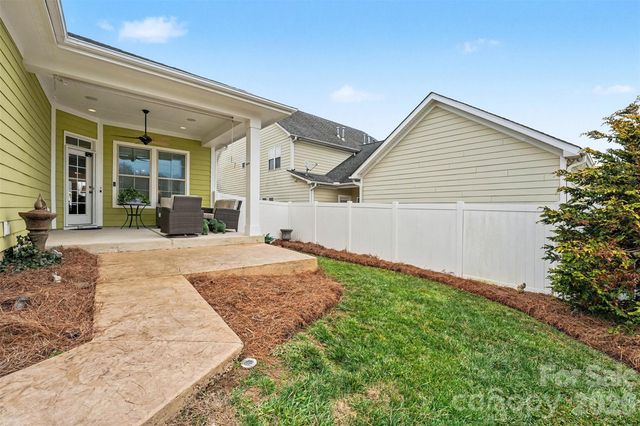 3221 Kelsey Plaza, Kannapolis, NC 28081