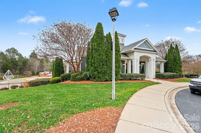 3221 Kelsey Plaza, Kannapolis, NC 28081