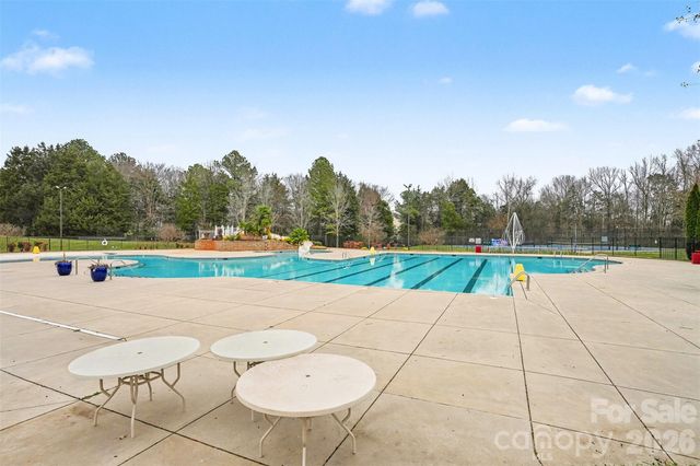 3221 Kelsey Plaza, Kannapolis, NC 28081