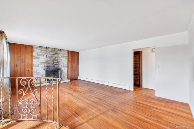 274 Johnson Avenue, Sayville, NY 11782