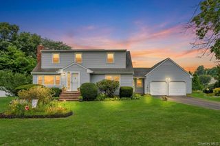 274 Johnson Avenue, Sayville, NY 11782