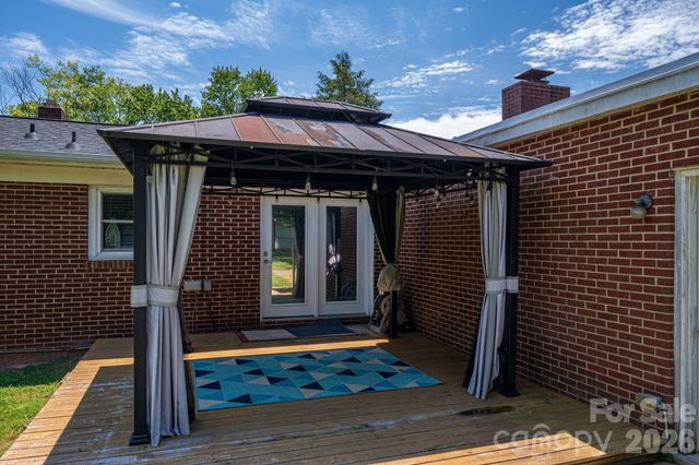 203 Park Road, Mount Holly, NC 28120