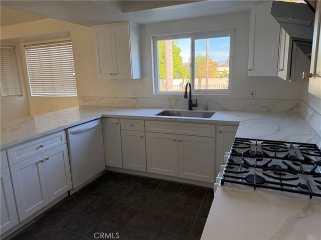 723 Ford, Corona, CA 92879