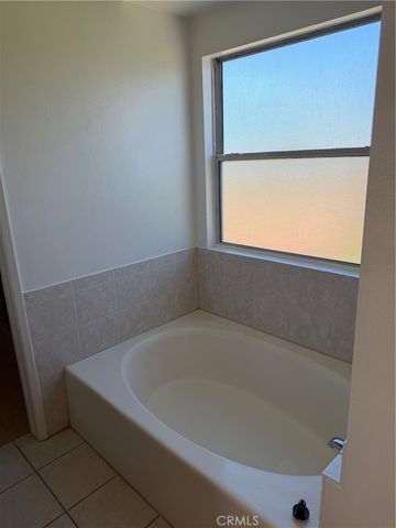 723 Ford, Corona, CA 92879