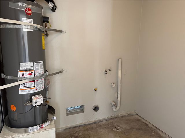 723 Ford, Corona, CA 92879