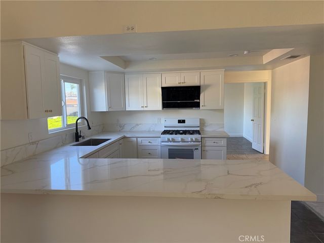 723 Ford, Corona, CA 92879