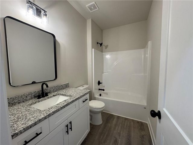 2113 N. Hicks Road, Toccoa, GA 30577