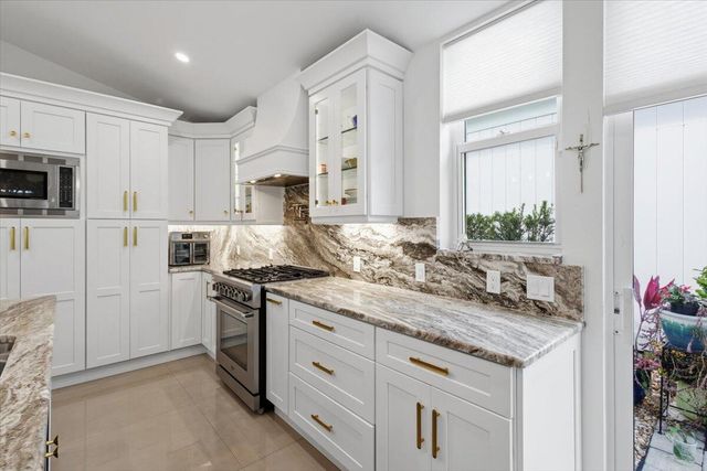 2253 NW Seagrass Drive, Palm City, FL 34990